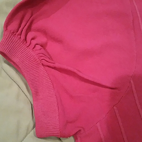 Top - Picture 3 of 4